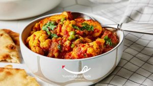 Aloo Gobi Matar (Potato, cauliflower and peas vegetable curry) Pakistani Vegetarian Cuisine