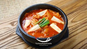 Kimchi Stew (Kimchi-jjigae 김치찌개) Korean Breakfast