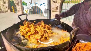 Pakora Pakistani Street Food