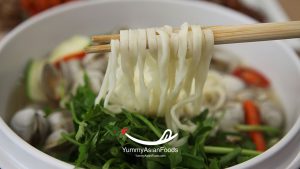 Kalguksu (칼국수) Korean Noodle Soup