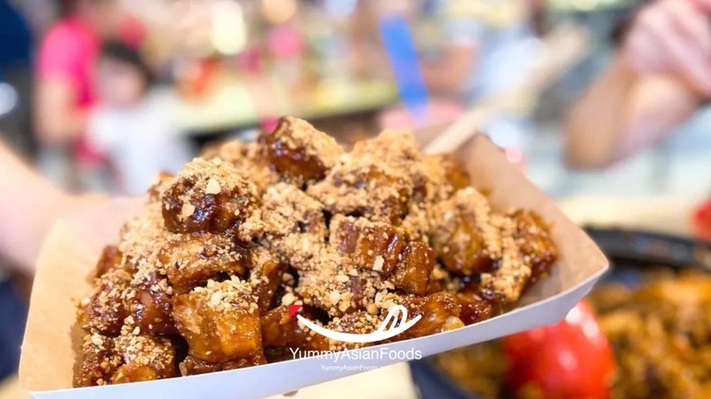 24 Best Singaporean Street Food Dishes: From Hainanese Chicken to