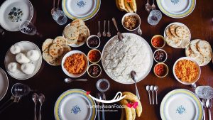 What are the Popular Sri Lankan Breakfast Dishes