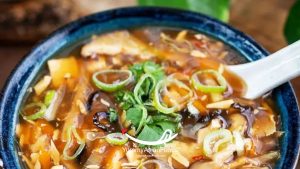 Hot and Sour Chinese Soup (酸辣湯)
