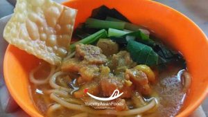 Mie Ayam (Indonesian Chicken Noodle Soup)