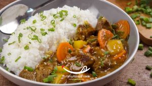 Serve and Enjoy Japanese Curry Rice (カレーライス)